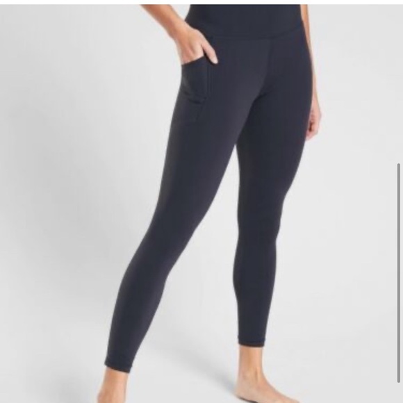 Athleta Ultimate Stash 7/8 Tight in Navy 07 - Picture 4 of 13